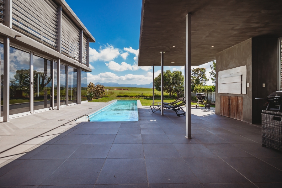 4 Bedroom Property for Sale in Oubaai Western Cape